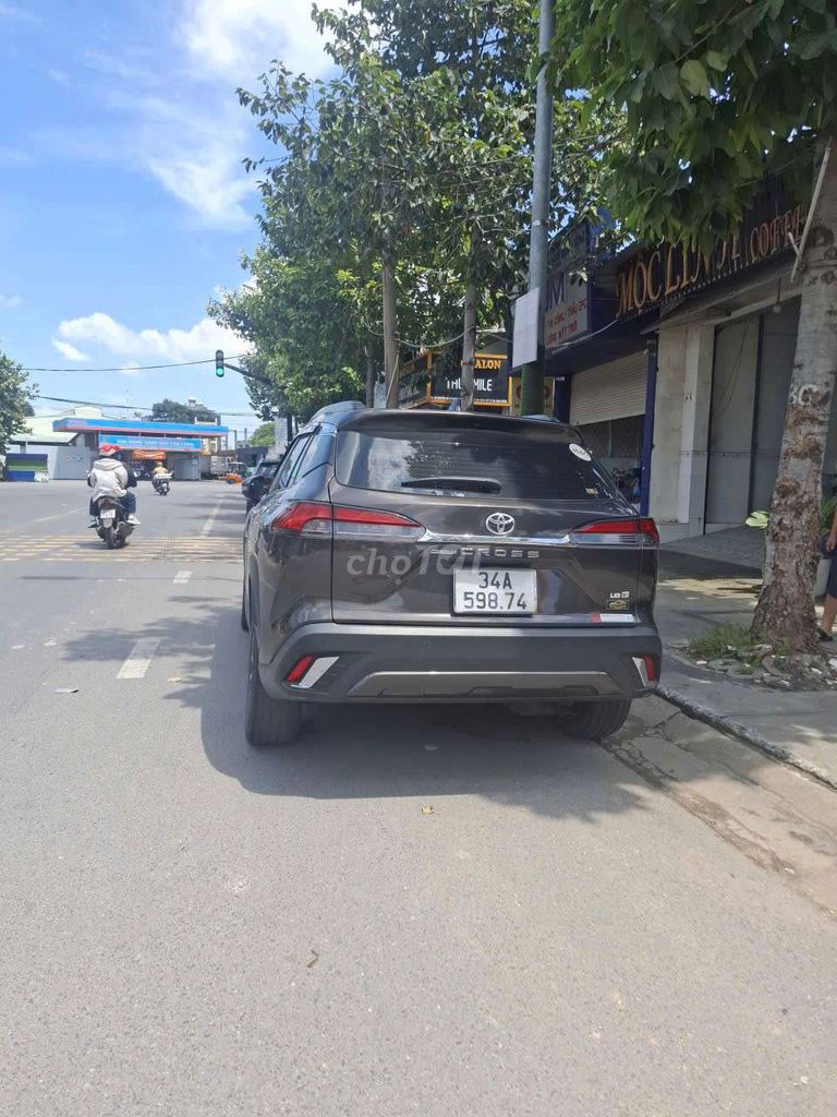 Toyota cross 2022 1.8V - 74 km ( chính chủ). Mua bán Ô tô tại Thành phố Dĩ An Bình Dương được đăng bởi hai hình 5