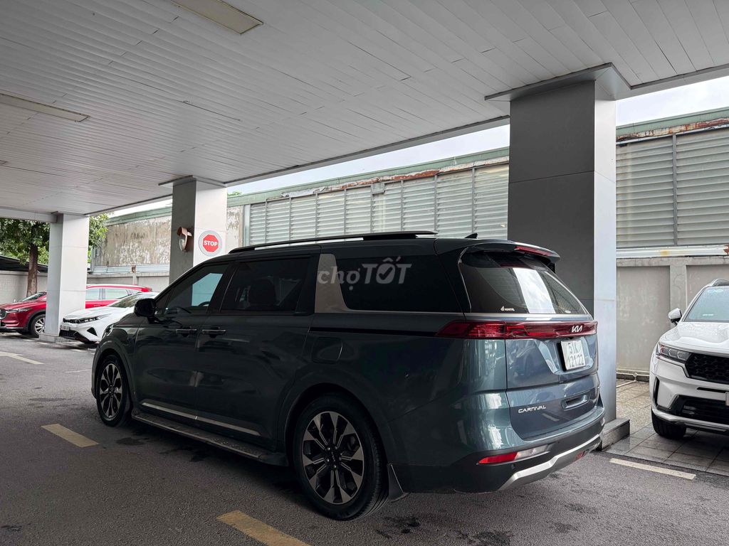 Kia Carnival 2022 2.2D Signature 7 ghế. Mua bán Ô tô tại Quận Tân Phú Tp Hồ Chí Minh được đăng bởi MIS NHI AUTO hình 3