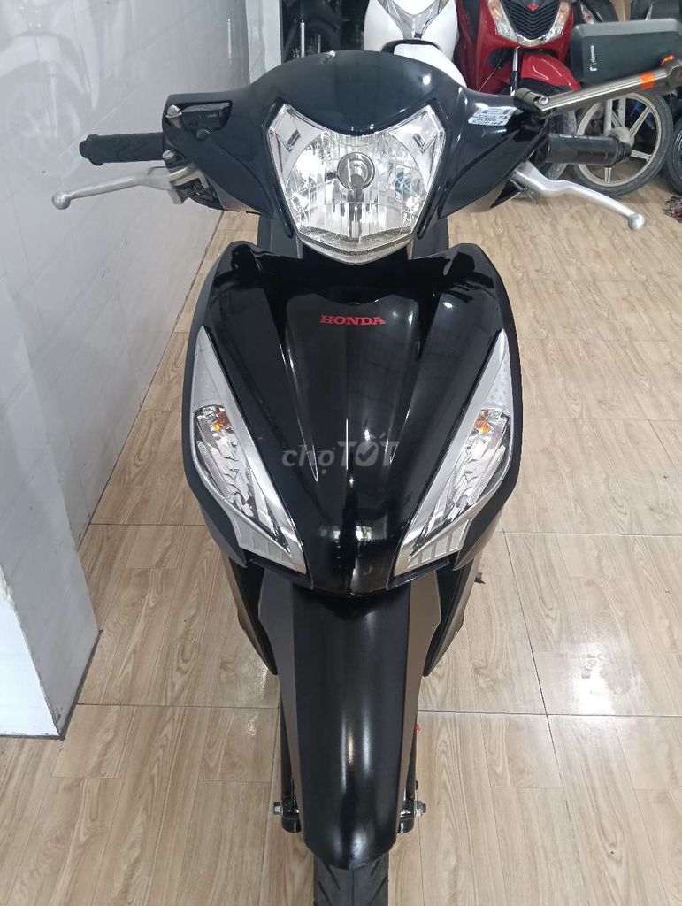 Vison đen nhám đặc biệt,bs65 ,xe còn mới lắm. Mua bán Xe máy tại Quận Ninh Kiều Cần Thơ được đăng bởi Ti hình 2