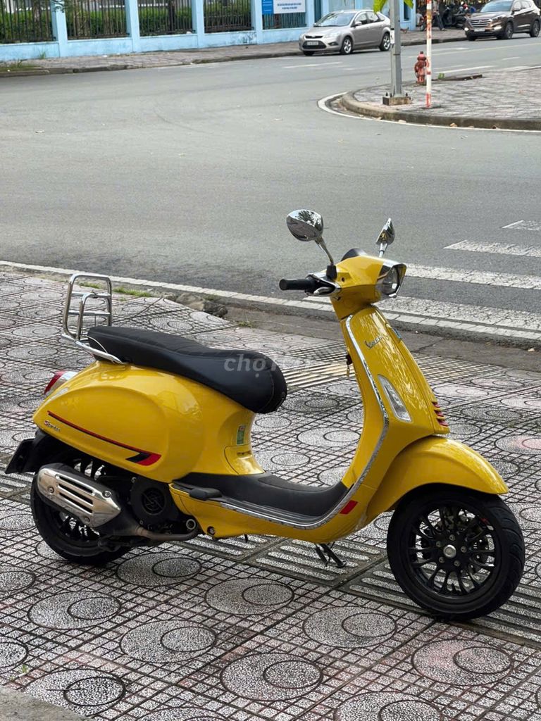 PIAGGIO VESPA SPRINT - 2021 - Chính chủ. Mua bán Xe máy tại Thành phố Thủ Đức Tp Hồ Chí Minh được đăng bởi iMotorbike Viet Nam hình 1