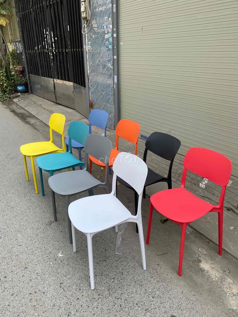 thanh lý ghế nhựa đúc nhập khẩu đủ màu. Mua bán Bàn ghế tại Quận Bình Tân Tp Hồ Chí Minh được đăng bởi lý hạo nam hình 1