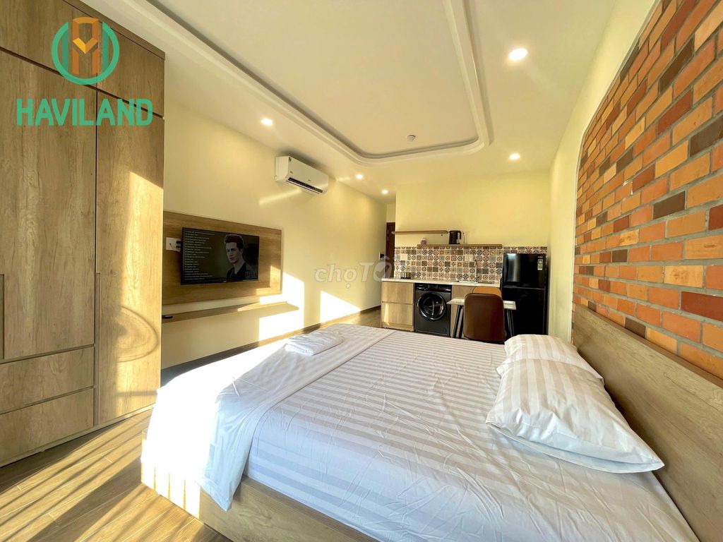 Sea-view studio with a large balcony on Nguyễn Tất Thành — photo 10