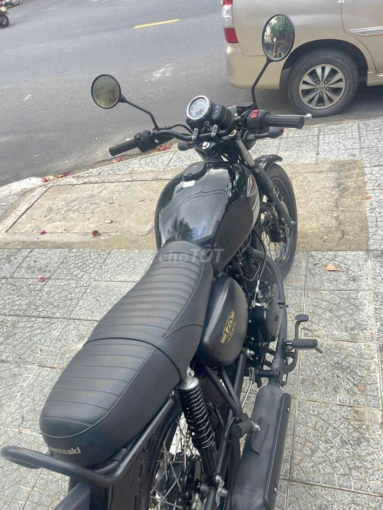 Kawasaki W175 SE 12.000 km màu Đen,Cực Mới