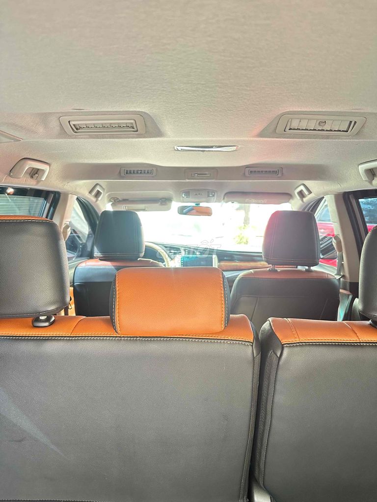 bán inova 2018 đk 19 xe đẹp như mới zin99%. Mua bán Ô tô tại Quận Cầu Giấy Hà Nội được đăng bởi Nguyên Quynh Trang hình 9