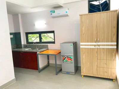 Room 20 m² · Đường Lê Văn Lương