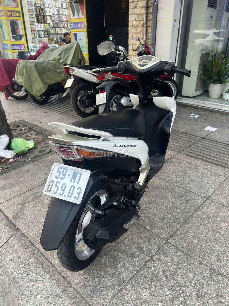 Yamaha Luvias 2012 mới 90% biển số thành phố. Mua bán Xe máy tại Quận Tân Phú Tp Hồ Chí Minh được đăng bởi Tuanduy hình 4