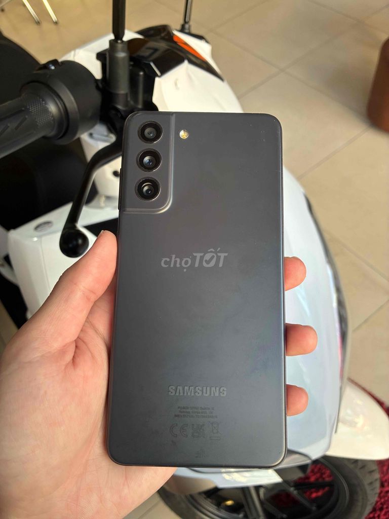 Samsung Galaxy S21 FE 5G 128GB Xám. Mua bán Điện thoại tại Quận Gò Vấp Tp Hồ Chí Minh được đăng bởi Hoàng Minh hình 1