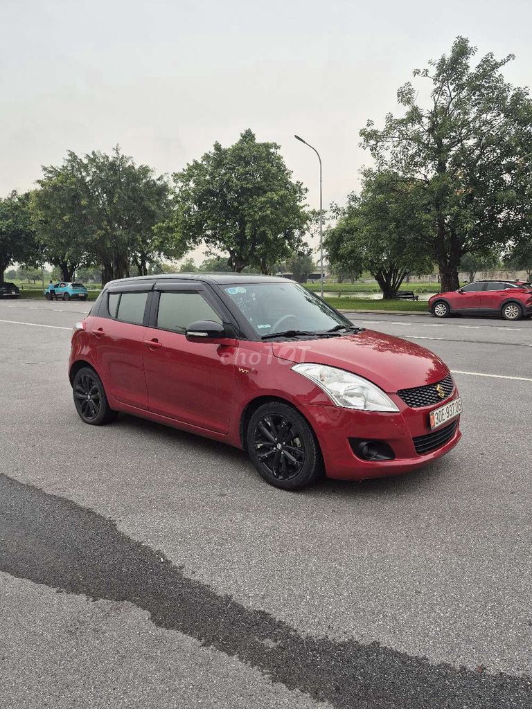 Suzuki SWiFt 2017 1.4 AT - 90000 km. Mua bán Ô tô tại Quận Long Biên Hà Nội được đăng bởi Ngô hùng hình 1