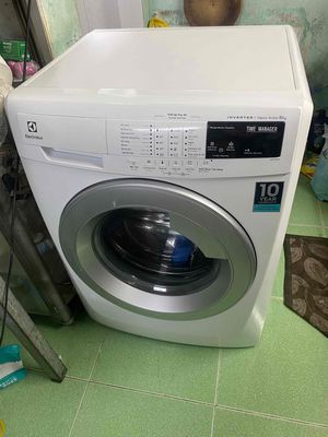 Máy giặt Electrolux 8kg inverter mới 98% cảm ứng