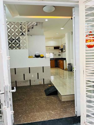 Аренда · 4 комн. · 45 м² · Quận Phú Nhuận, ул. Đường Lê Văn Sỹ