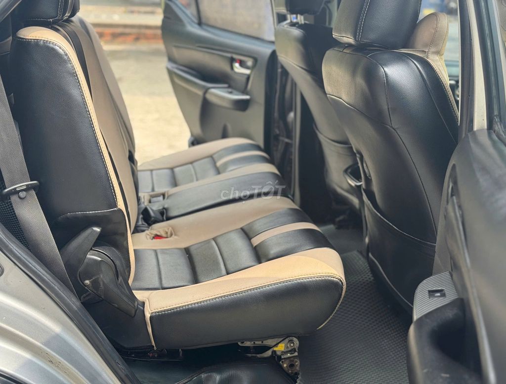 Toyota Fortuner 2017 Số sàn Bạc. Mua bán Ô tô tại Thành phố Thủ Đức Tp Hồ Chí Minh được đăng bởi Nguyễn Thưởngka hình 7