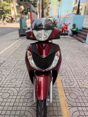 Honda SH150 2012 Đỏ 25000 km. Mua bán Xe máy tại Quận 10 Tp Hồ Chí Minh được đăng bởi Giang Lê