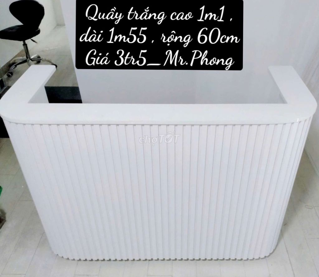 Thanh lý quầy lễ tân trắng giá 3tr5 tphcm