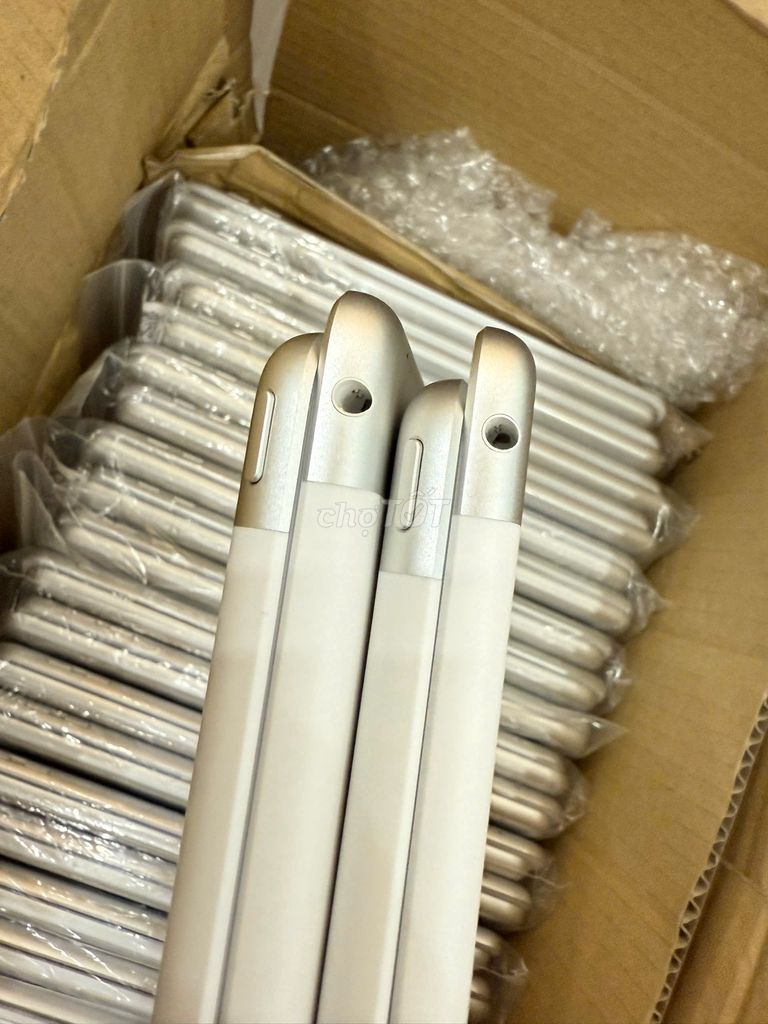 Ipad Nhật nguyên zin, máy nhưmới, BH 3tháng. Mua bán Máy tính bảng tại Quận Ngũ Hành Sơn Đà Nẵng được đăng bởi Tâm Minh An shop Ipad thanh lý Nhật giá rẻ hình 2