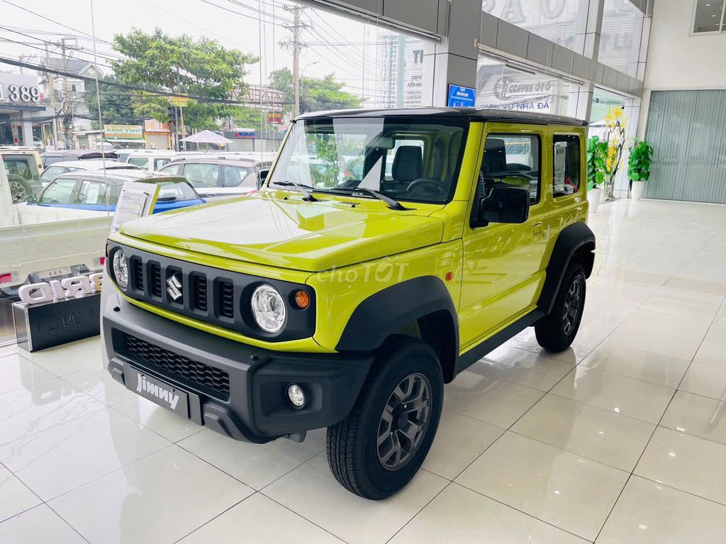Suzuki Jimny Nhập Nhật ưu đãi hấp dẫn cuối năm. Mua bán Ô tô tại Quận 7 Tp Hồ Chí Minh được đăng bởi công ty ô tô Sài Gòn đại lý ô tô Su zu ki chính hãng hình 5
