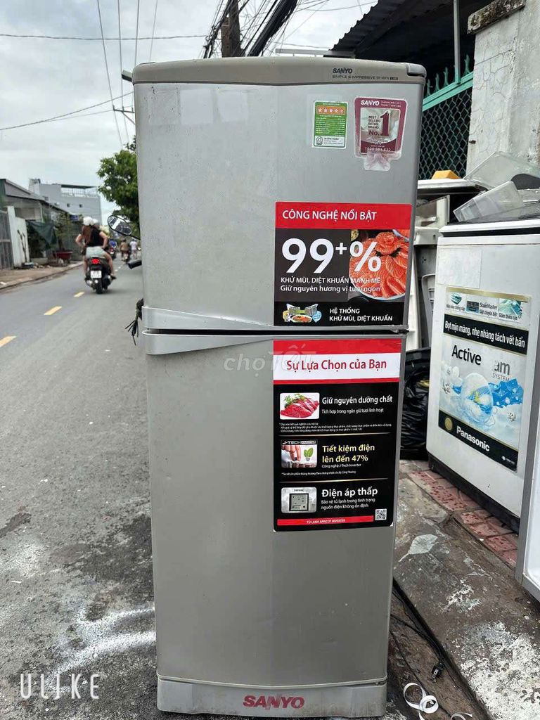 Tủ lạnh Sanyo 140 lít Xám. Mua bán Tủ lạnh tại Quận Ninh Kiều Cần Thơ được đăng bởi Hữu Nghị Mua Bán Mặt Hàng Điện Lạnh hình 1