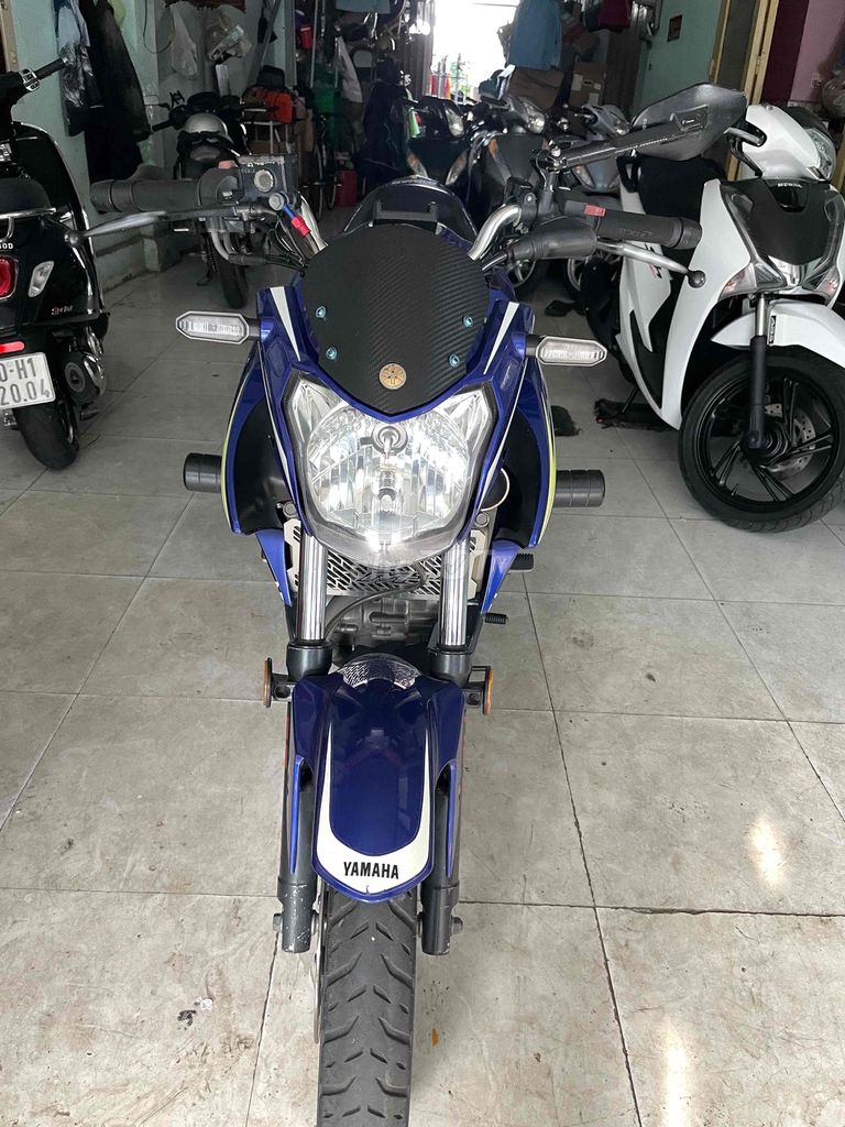 FZ150i movistar đẹp long lanh