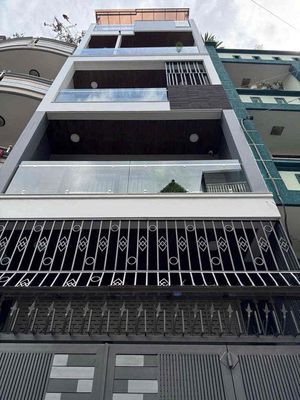 Rent · 6 bd · 82 м² · Quận 10, ул. Đường 3 Tháng 2