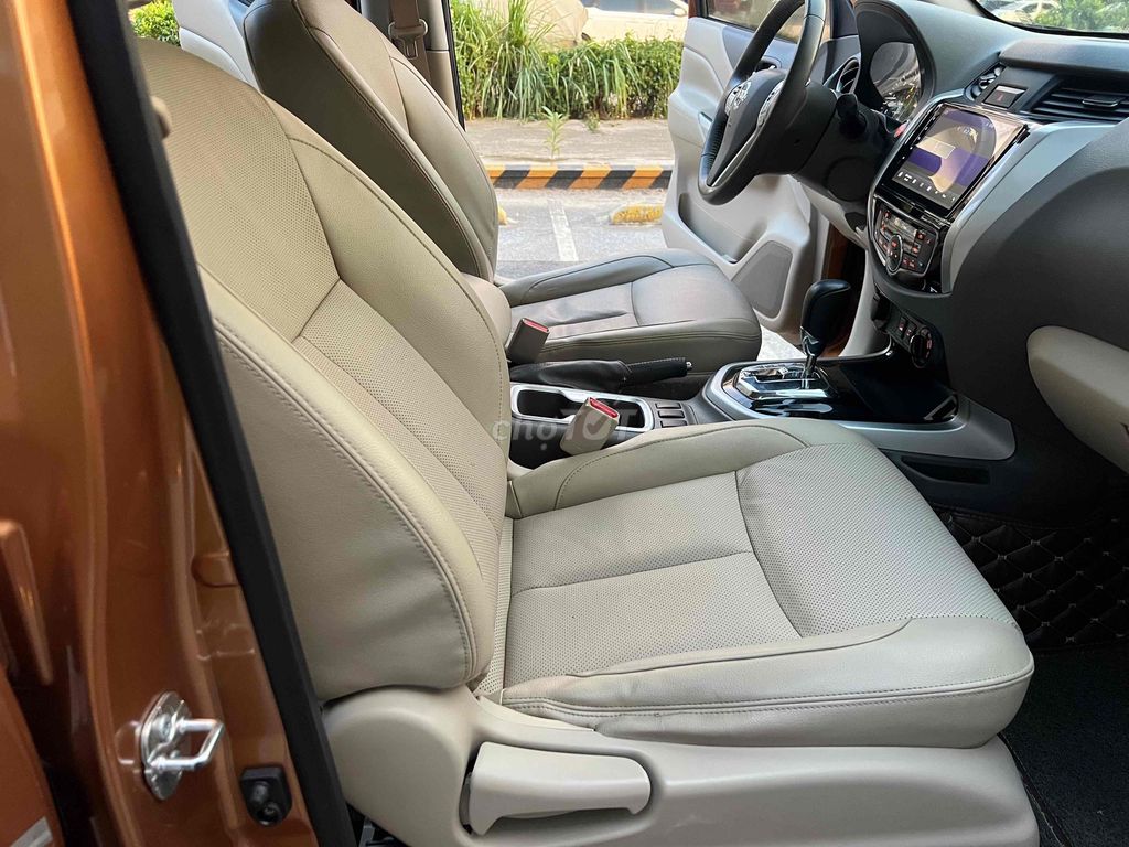 Nissan Navara 2018 VL Premium R - 130000 km. Mua bán Ô tô tại Quận Hà Đông Hà Nội được đăng bởi Đỗ Tiên  hình 14