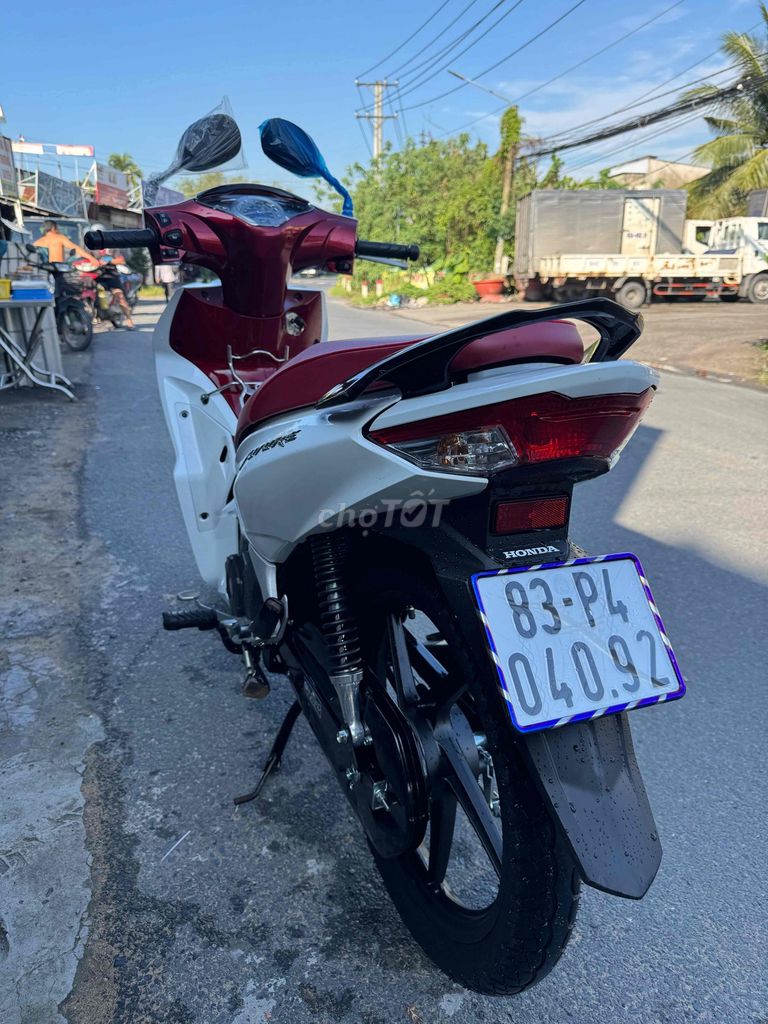 Futro dk 2025 xe đẹp máy zin êm.9chu giá 3.25 lh. Mua bán Xe máy tại Huyện Phong Điền Cần Thơ được đăng bởi Thanh Dang Hoang hình 5