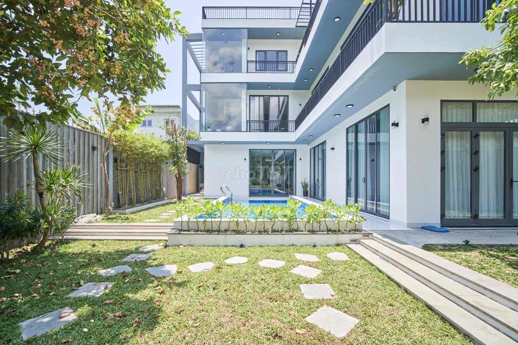 Villa for sale - Bán Villa Sơn Trà gần biển và Núi 16.5 tỷ 5 beds
