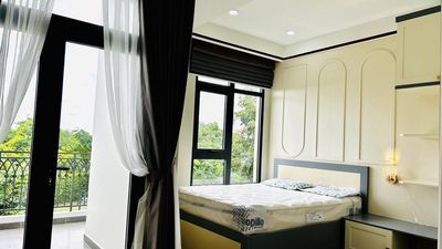 Cho thuê nhà khu compound Verosa Khang Điền chỉ 25 tr ngang 6m