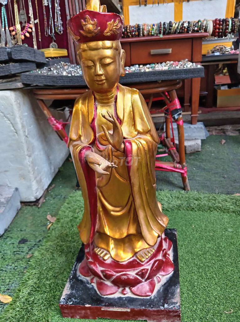 Tượng  Sơn son thếp vàng Cổ truyền. Mua bán Đồ sưu tầm, đồ cổ tại Quận Hai Bà Trưng Hà Nội được đăng bởi Lê Nga đồ xưa hình 1