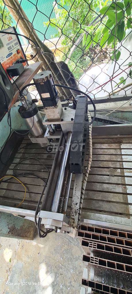 Máy CNC mini 2.2kw 40x60 Nhôm. Mua bán Đồ chuyên dụng, Giống nuôi trồng tại Thành phố Huế Thừa Thiên Huế được đăng bởi Sơn hình 1