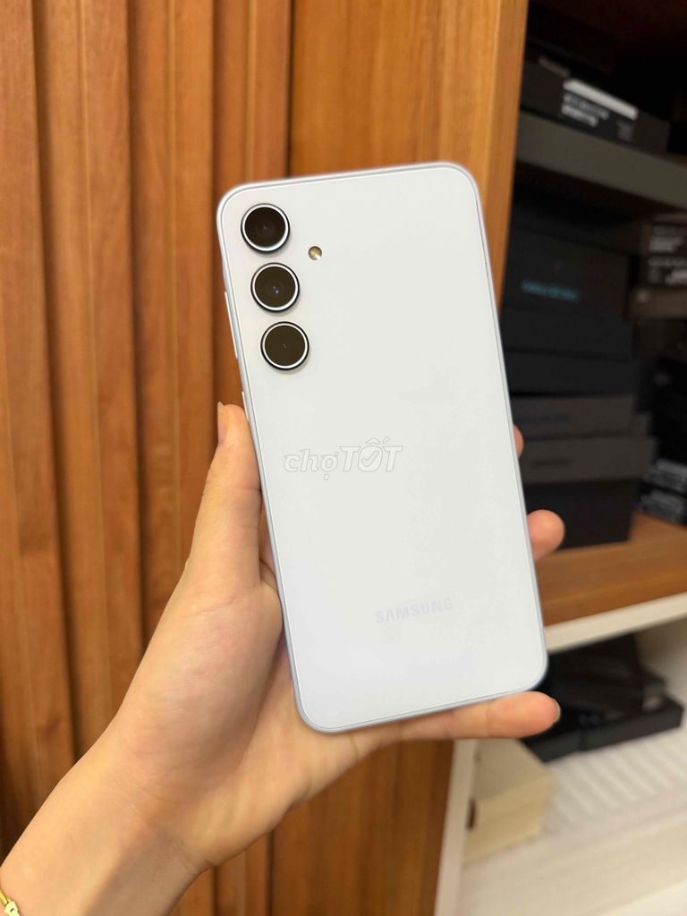 Samsung Galaxy A35 256GB Trắng Việt Nam. Mua bán Điện thoại tại Quận Cầu Giấy Hà Nội được đăng bởi Thanh Thoa hình 1