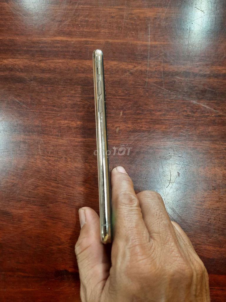 Iphone XS 64gb quốc tế. Mua bán Điện thoại tại Quận Ninh Kiều Cần Thơ được đăng bởi Mua bán Điện thoại hình 1