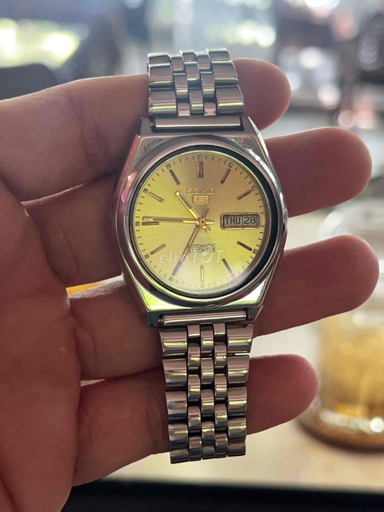 Đồng hồ Seiko 5 Automatic Nam Vàng. Mua bán Đồng hồ tại Thành phố Rạch Giá Kiên Giang được đăng bởi Đồng Hồ Giá Hạt Dẻ hình 1