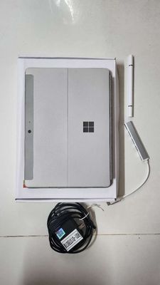 Surface Go siêu rẻ. Mua bán Máy tính bảng tại Quận Tân Bình Tp Hồ Chí Minh được đăng bởi Đạt Lê