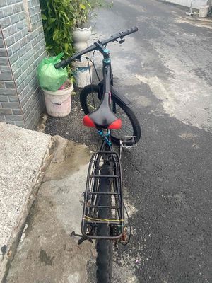 cần bán xe đạp. Mua bán Xe đạp tại Quận Ngũ Hành Sơn Đà Nẵng được đăng bởi Khanh Tran