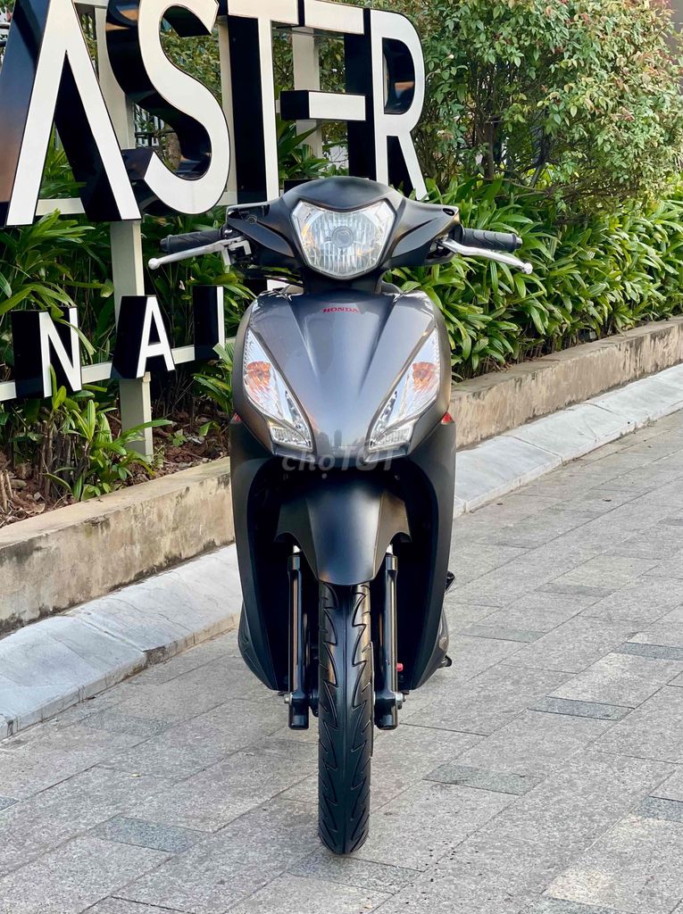 Honda Vision 2019/Chỉ Với 9 Triệu Bạn Đã Có Xe 🛵. Mua bán Xe máy tại Quận Đống Đa Hà Nội được đăng bởi Phạm Văn Đồng hình 1