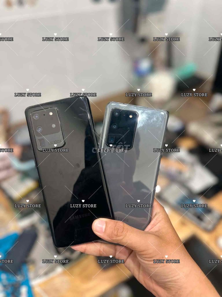 Samsung Galaxy S20 Ultra Đen, Xám. Mua bán Điện thoại tại Thành phố Thủ Dầu Một Bình Dương được đăng bởi LUZY 249 hình 1