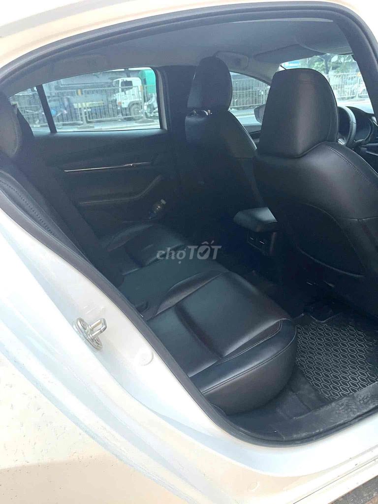 Mazda 3 2024 1.5L Luxury - 20000 km. Mua bán Ô tô tại Huyện Thanh Trì Hà Nội được đăng bởi  Trọng Hiển  hình 5