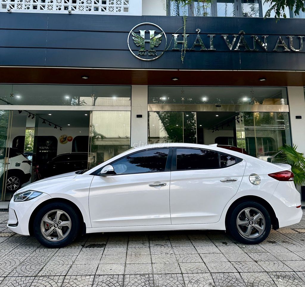 Hyundai Elantra 2017 1.6 MT. Mua bán Ô tô tại Quận Cẩm Lệ Đà Nẵng được đăng bởi Hải Vân Auto hình 6