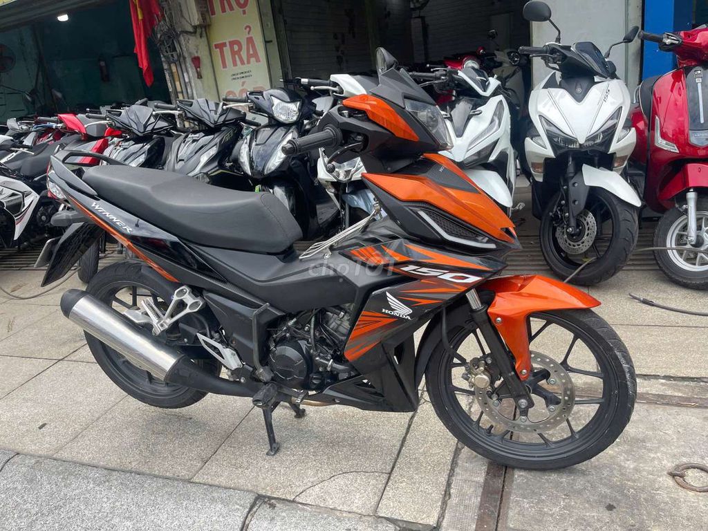 Honda Winner 2018 оранжево-черный