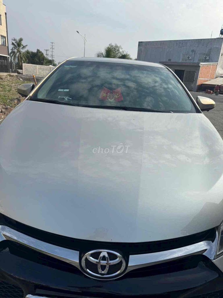 Toyota Camry 2015 SE 2.5 AT - 60000 km. Mua bán Ô tô tại Quận Ninh Kiều Cần Thơ được đăng bởi Quang hình 5