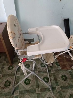 Ghế ngồi ăn dặm gấp gọn được chắc chắn. Mua bán Mẹ và bé tại Quận Gò Vấp Tp Hồ Chí Minh được đăng bởi Nguyễn Thị Cẩm Tiên