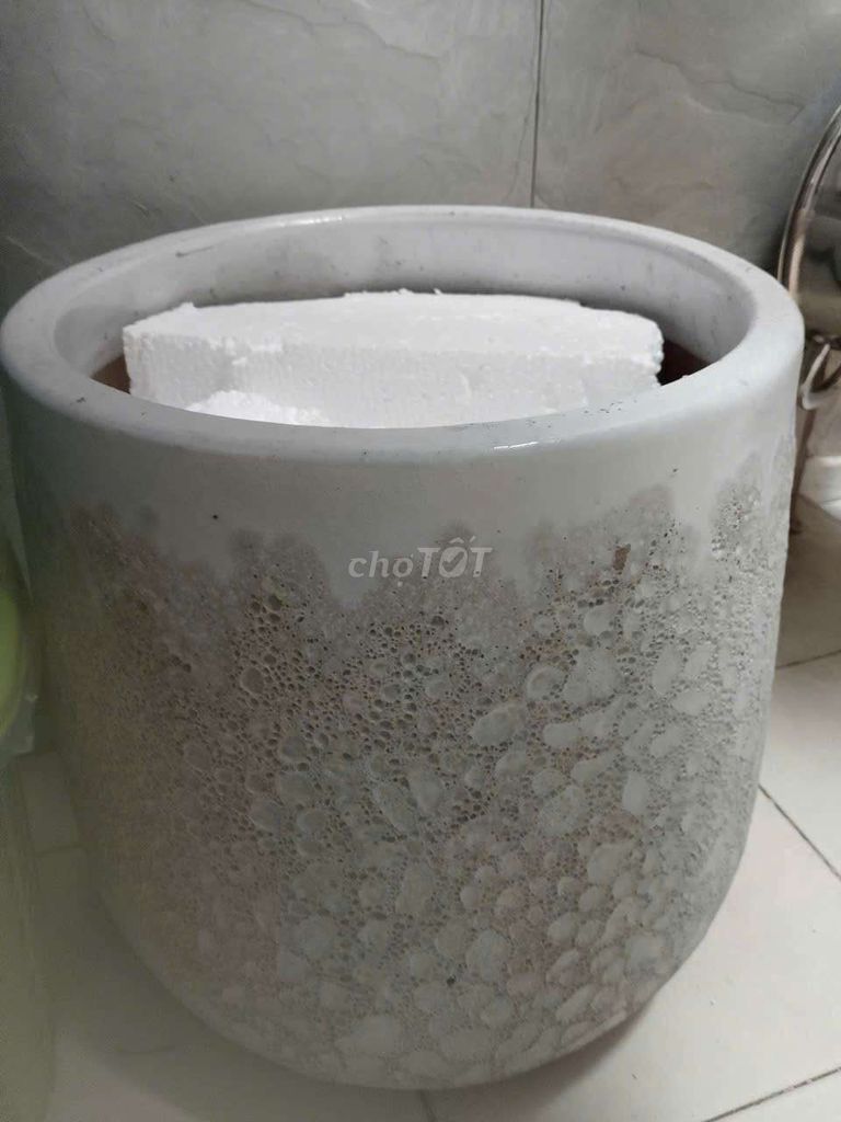 Chậu sứ hoa văn. Mua bán Cây cảnh, đồ trang trí tại Thành phố Biên Hòa Đồng Nai được đăng bởi Nguyen Thị Hoa hình 1