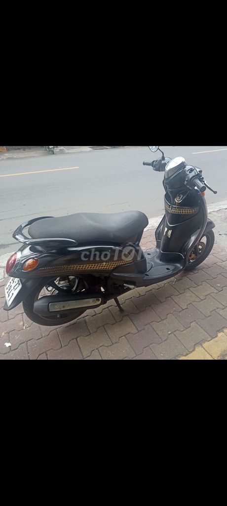 Yamaha Mio classico thái zin đẹp trùm mền giấy TP. Mua bán Xe máy tại Quận 10 Tp Hồ Chí Minh được đăng bởi văn phúc  hình 2