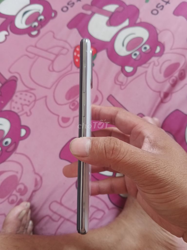Samsung Galaxy A71 Trắng. Mua bán Điện thoại tại Huyện Bình Chánh Tp Hồ Chí Minh được đăng bởi Khiêm Bui hình 1