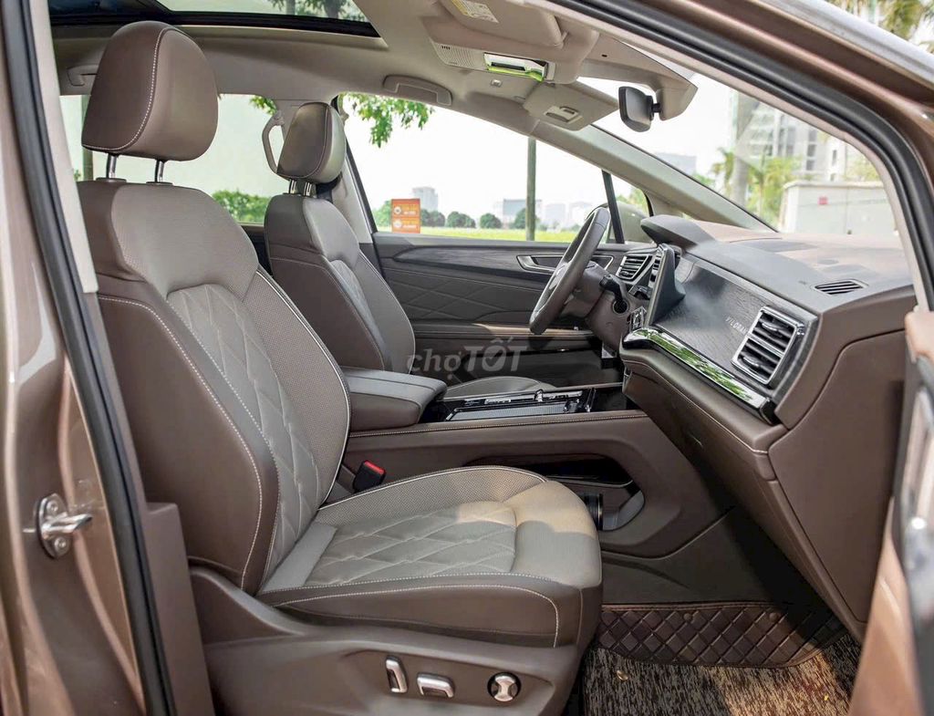 Volkswagen Viloran 2025 – 679 triệu, nhận xe ngay. Mua bán Ô tô tại Thành phố Thủ Đức Tp Hồ Chí Minh được đăng bởi Quang Nguyễn hình 11