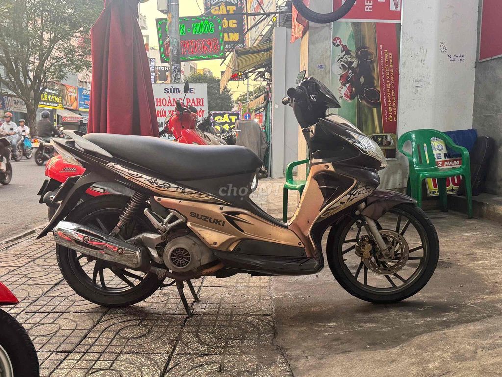 Suzuki Hayate màu Nâu vàng. Mua bán Xe máy tại Quận Tân Phú Tp Hồ Chí Minh được đăng bởi Lê Hoàng hình 9