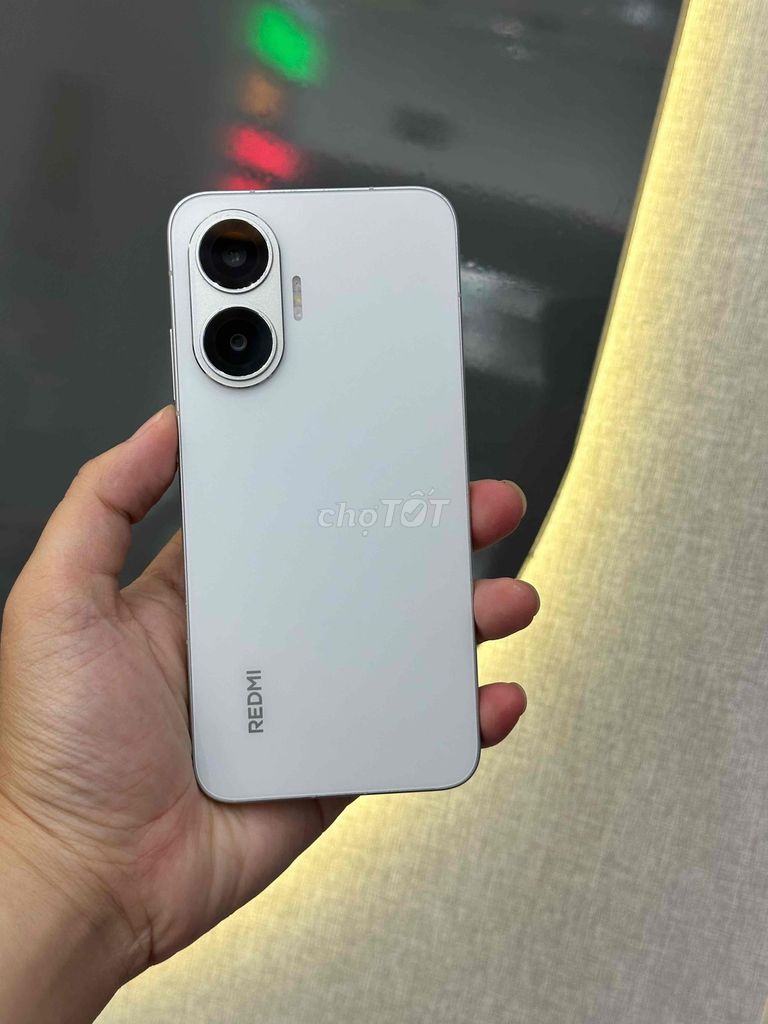 Xiaomi Turbo 4 Pro 12/256GB Bạc zin đẹp 985%. Mua bán Điện thoại tại Quận Ninh Kiều Cần Thơ được đăng bởi Quý Mobile Cần thơ hình 1
