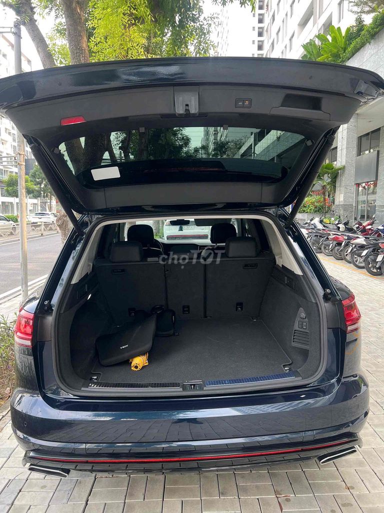 Volkswagen Touareg Luxury full 2023 , hoá đơn full. Mua bán Ô tô tại Quận 7 Tp Hồ Chí Minh được đăng bởi Phong GT Car hình 10