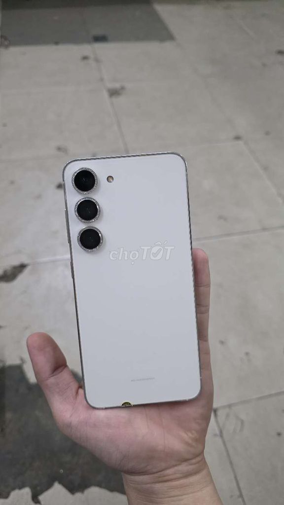 Samsung Galaxy S23 Trắng Đã sử dụng. Mua bán Điện thoại tại Huyện Long Điền Bà Rịa - Vũng Tàu được đăng bởi Phương Nam hình 1