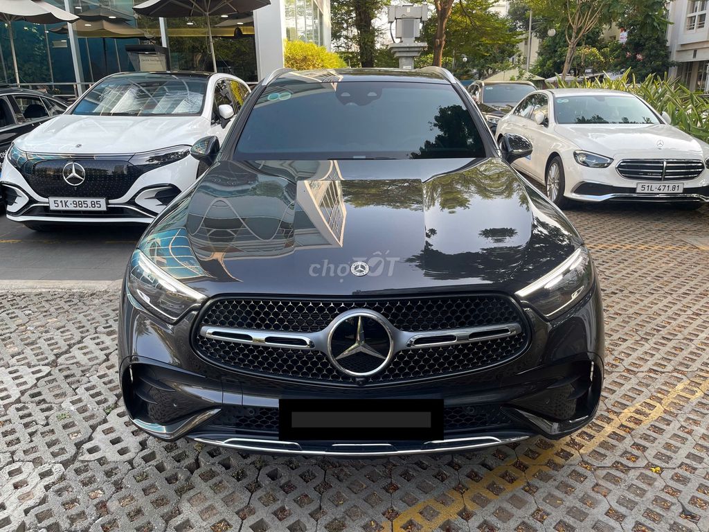 Mercedes GLC 300 2024 - 8000 km XE LƯỚT CHÍNH HÃNG