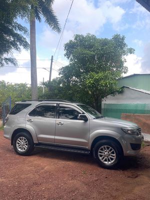 Toyota Fortuner 2012 2.7V 4x2 - 98000 km. Mua bán Ô tô tại Thành phố Đồng Xoài Bình Phước được đăng bởi nhân đồng xoài